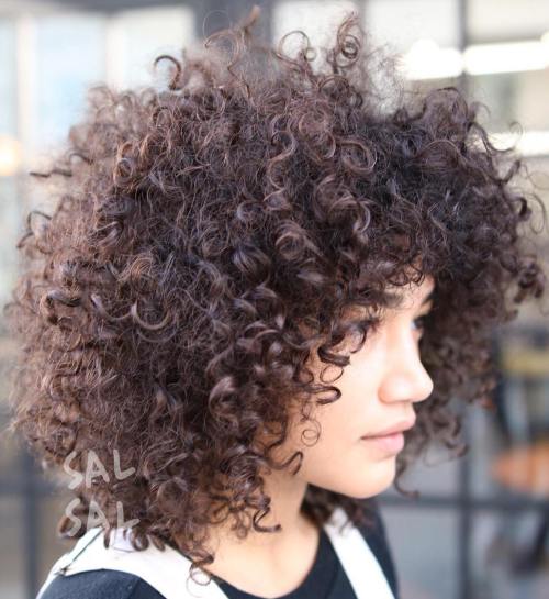 40 süße Styles mit lockigem Haar mit Pony 40 süße Styles mit lockigem Haar mit Pony