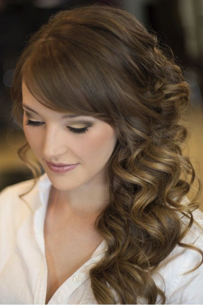 23 elegantesten und stilvollen Brautjungfer Frisuren  
