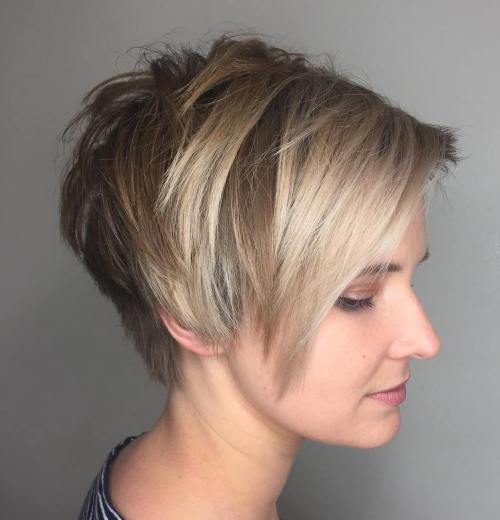 70 Short Shaggy, Stachelige, Edgy Pixie Schnitte und Frisuren  