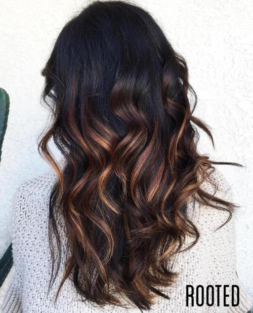 20 natürlich aussehende Brünette Balayage Styles  