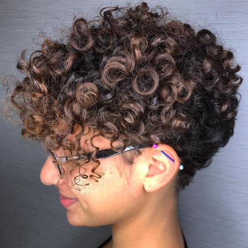 30 Standout Curly and Wavy Pixie Cuts  