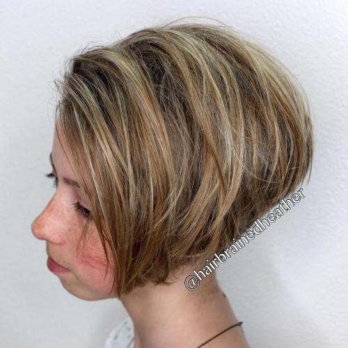 40 stilvolle Frisuren und Haarschnitte für Teenager  