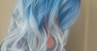 30 eisige hellblaue Haarfarbe Ideen für Mädchen 