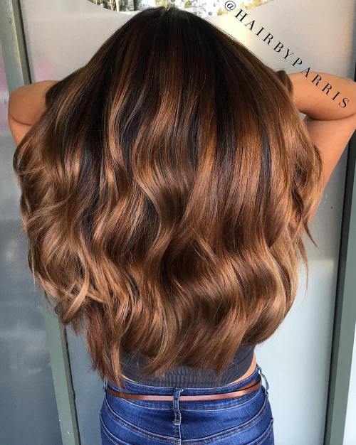 60 Frisuren mit dunkelbraunem Haar mit Highlights  