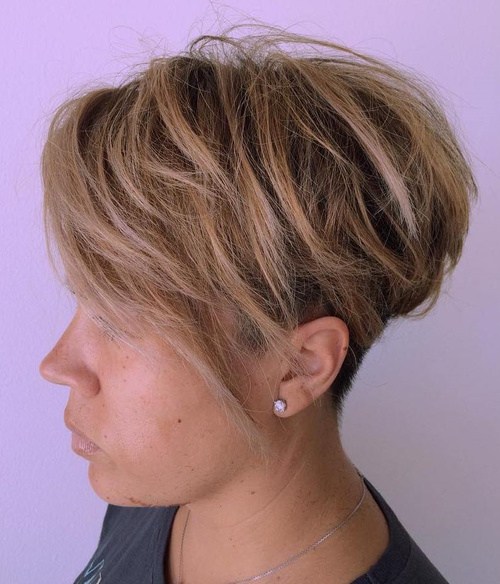 70 Short Shaggy, Stachelige, Edgy Pixie Schnitte und Frisuren  