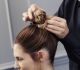 Warum ein Brötchen oder Haarknoten die perfekte Hochsteckfrisur für ombre Haare ist  